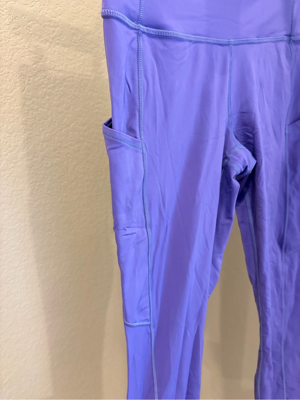 lululemon athletica Lavender High-Waist Performance Leggings with Side Pockets - Picture 2 of 5